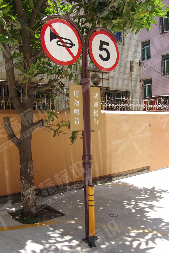 小區(qū)室外立柱指示牌606